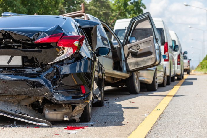 Collisions autounfall verkehr automobilen lokalisiert weißem unfall gefa accidents illustrationen